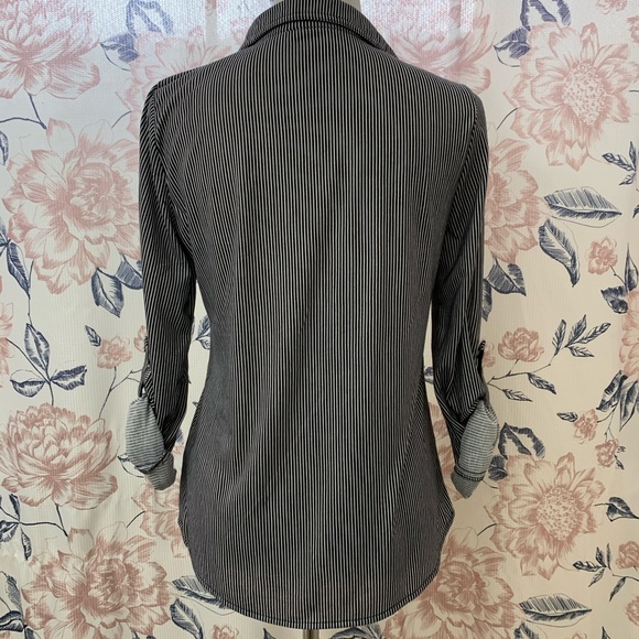 Mind Code |Striped Quarter Sleeve Button Down Top - Picture 2 of 6